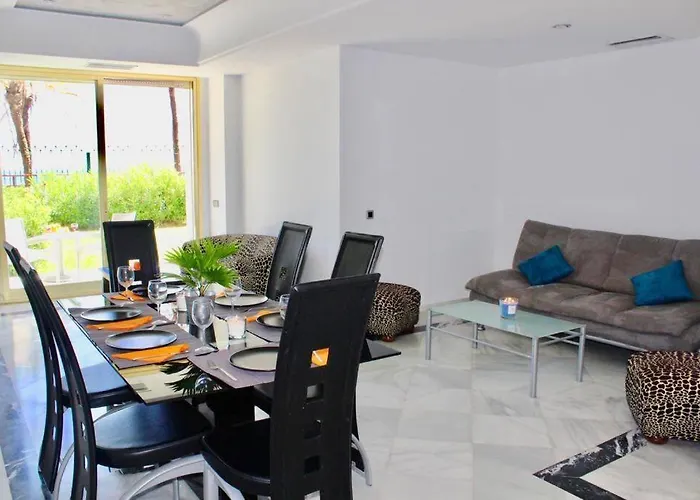 Puerto Banus Luxury Beachfront D * Marbella