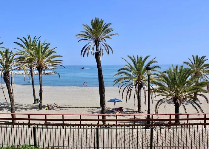 Puerto Banus Luxury Beachfront D